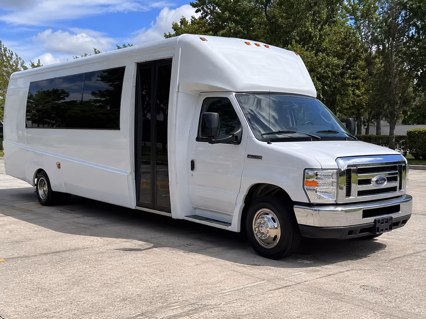 bachelor party buses for detroit casino nights and poker runs