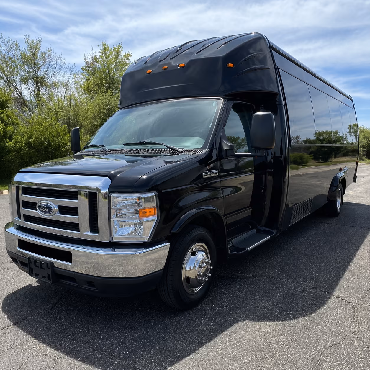 detroit casino party bus rental