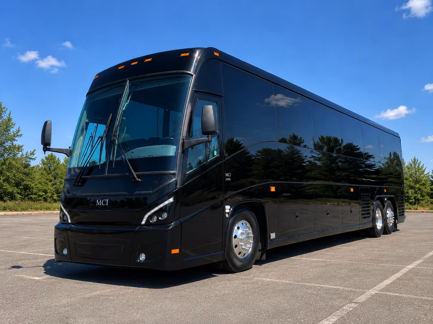 detroit charter bus