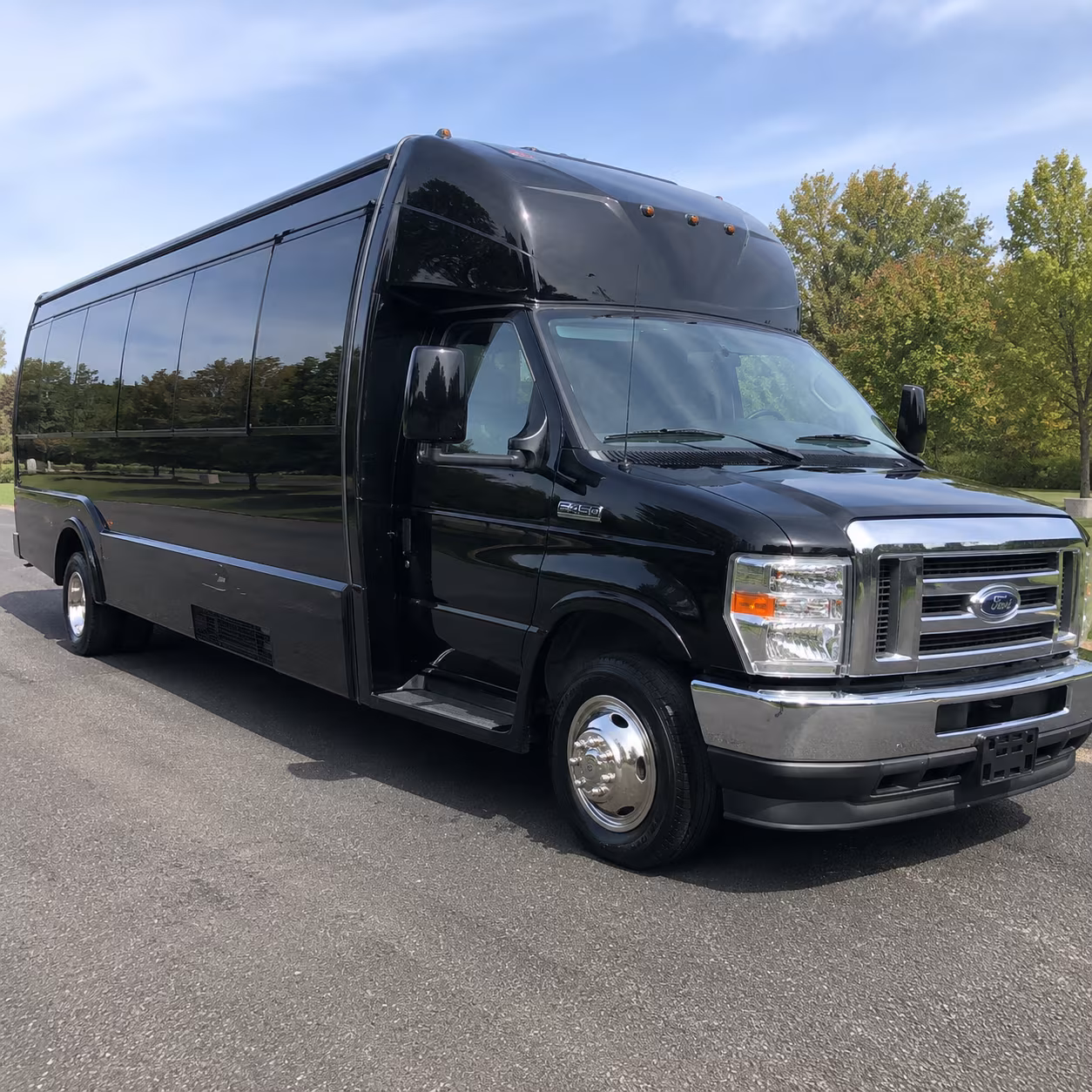 detroit holiday party bus rental