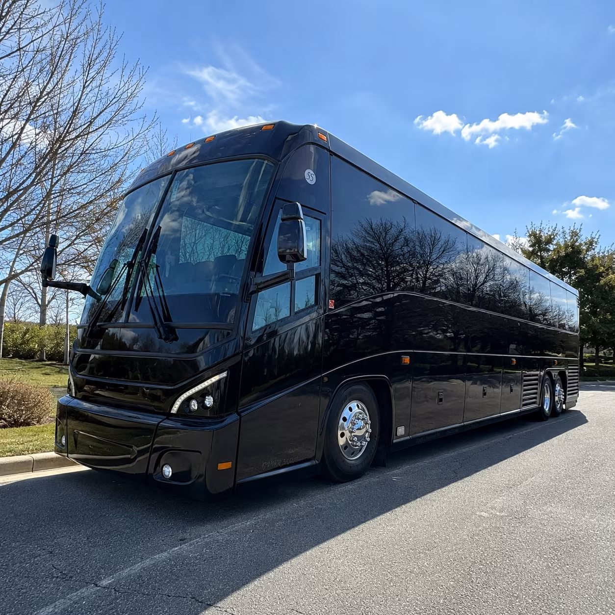 detroit long distance charter bus rental