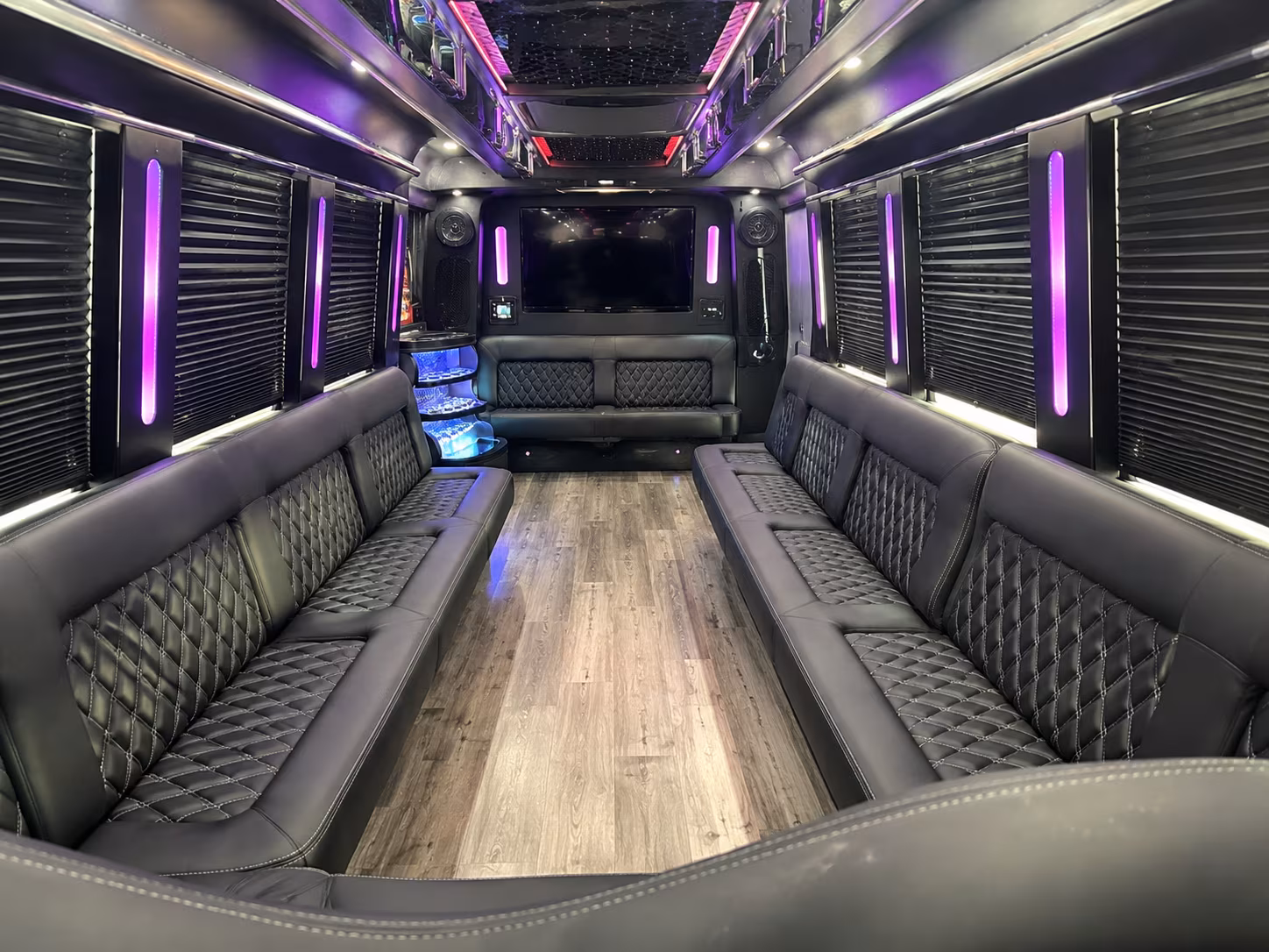 detroit new years eve party bus rental