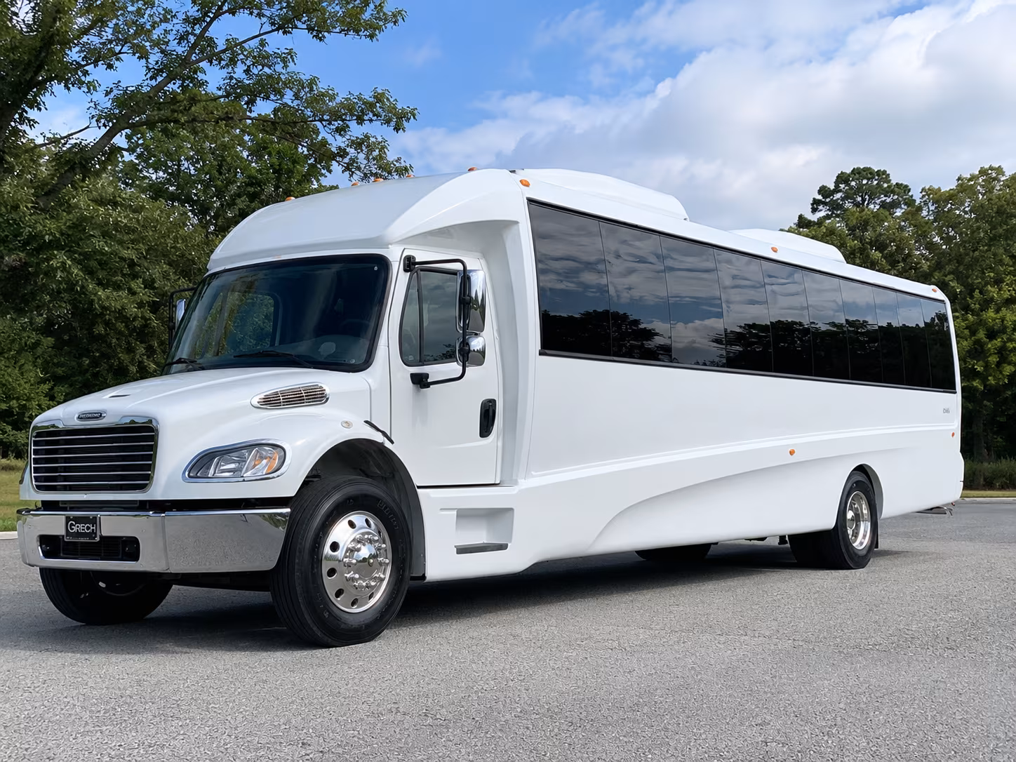 detroit night out party bus rental