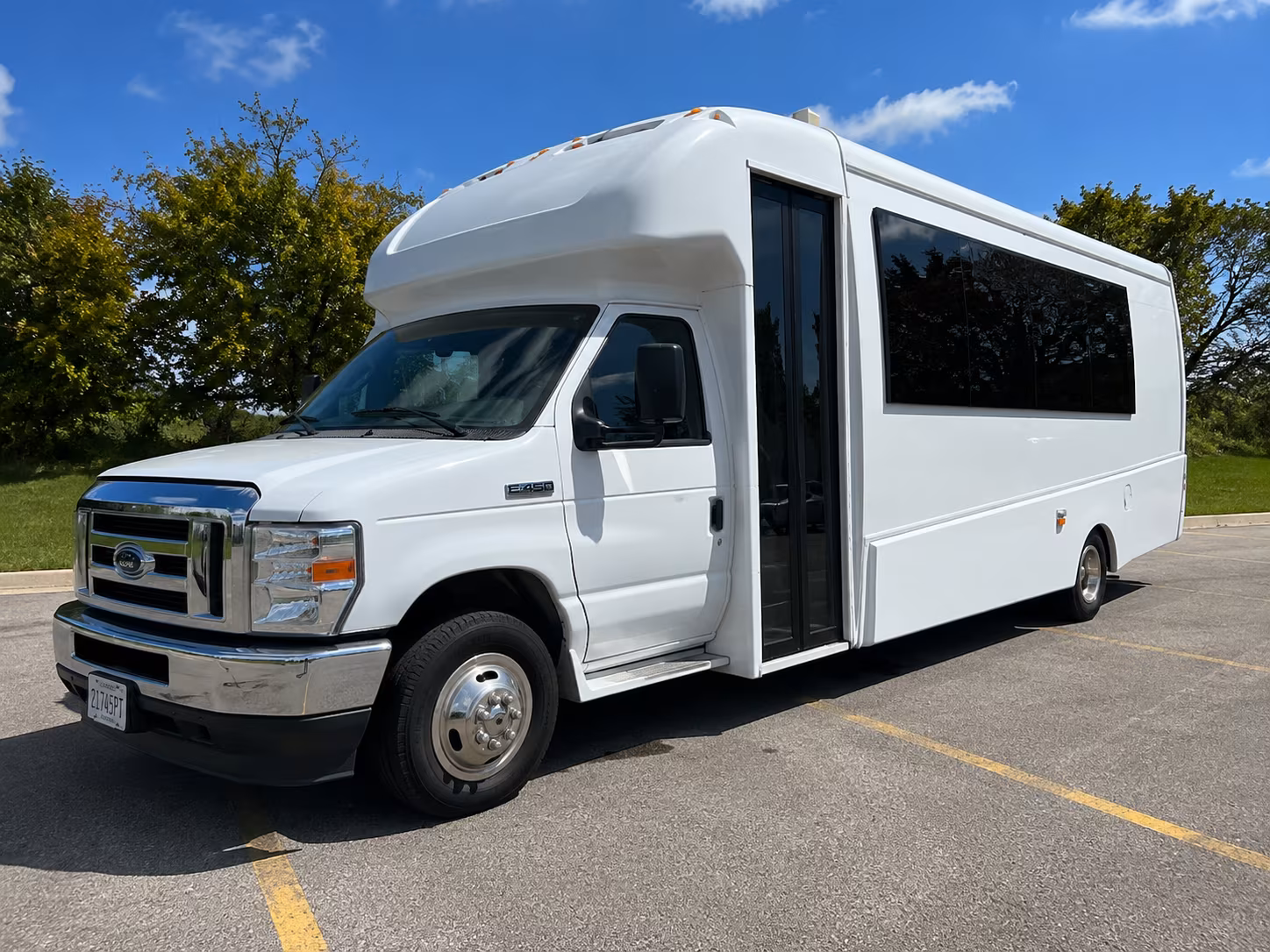 party buses to pine knob music theatre concerts